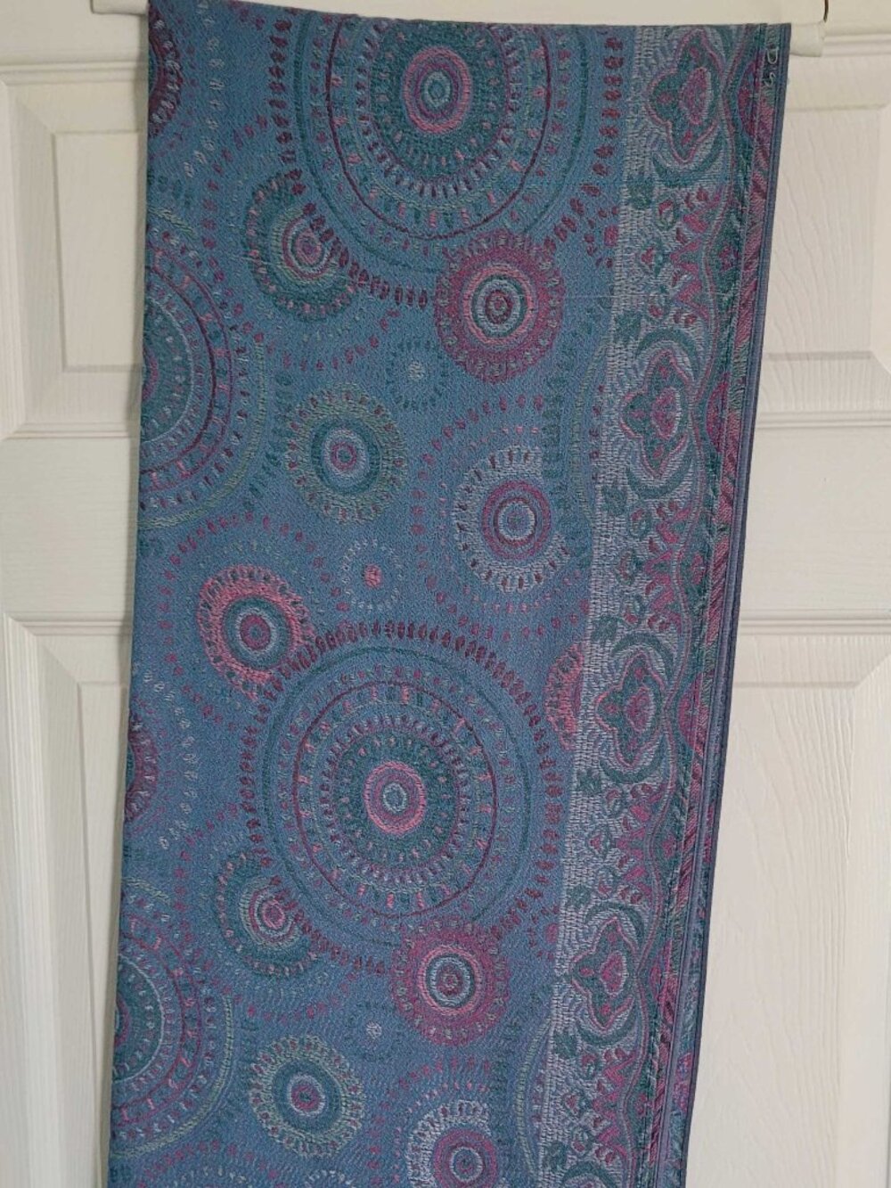 Gorgeous Pashmina - Like New